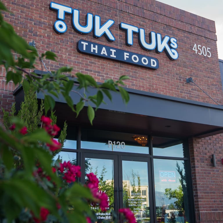 A TRADITION OF THAI COOKING